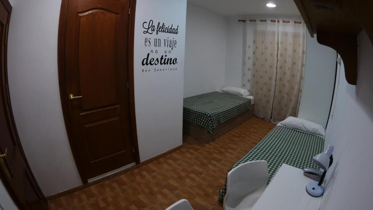 Rosales Residences Мадрид Екстериор снимка