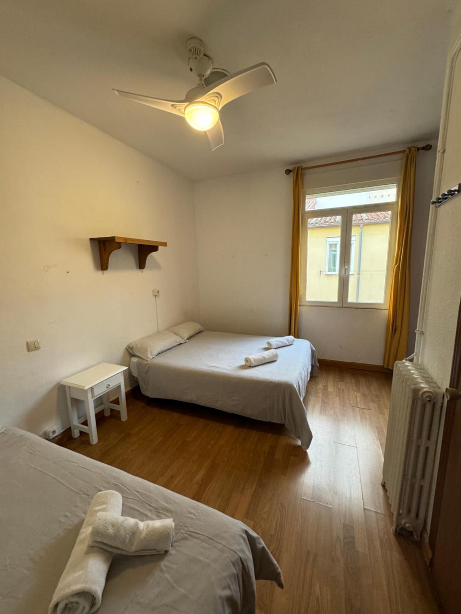 Rosales Residences Мадрид Екстериор снимка
