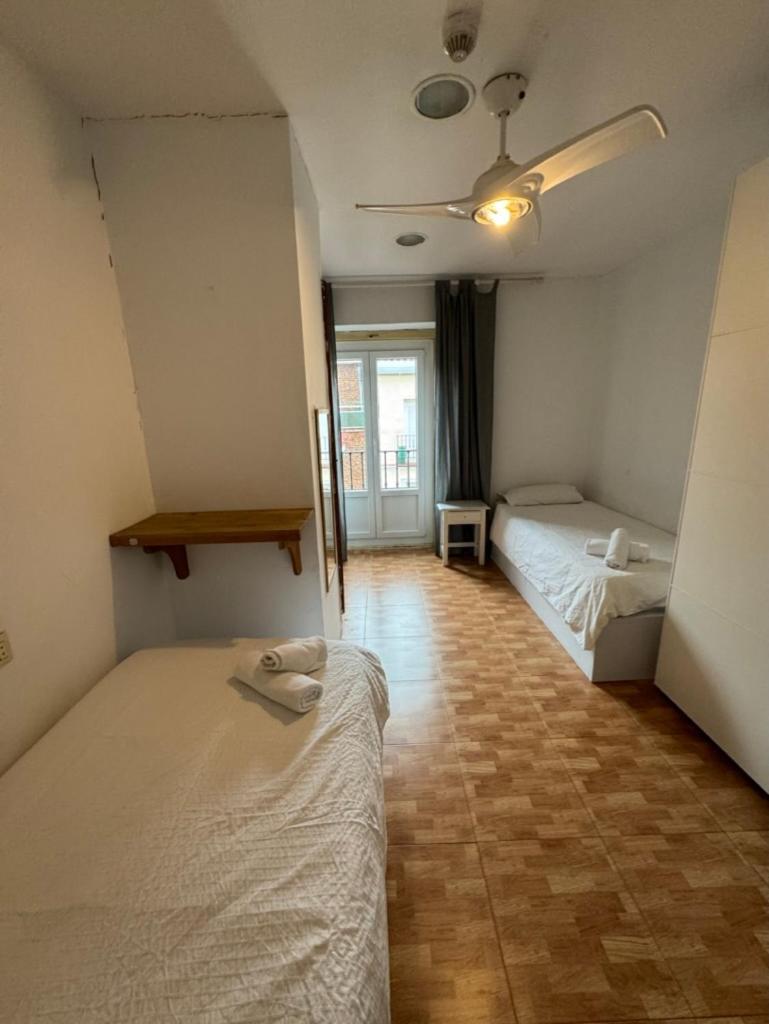 Rosales Residences Мадрид Екстериор снимка