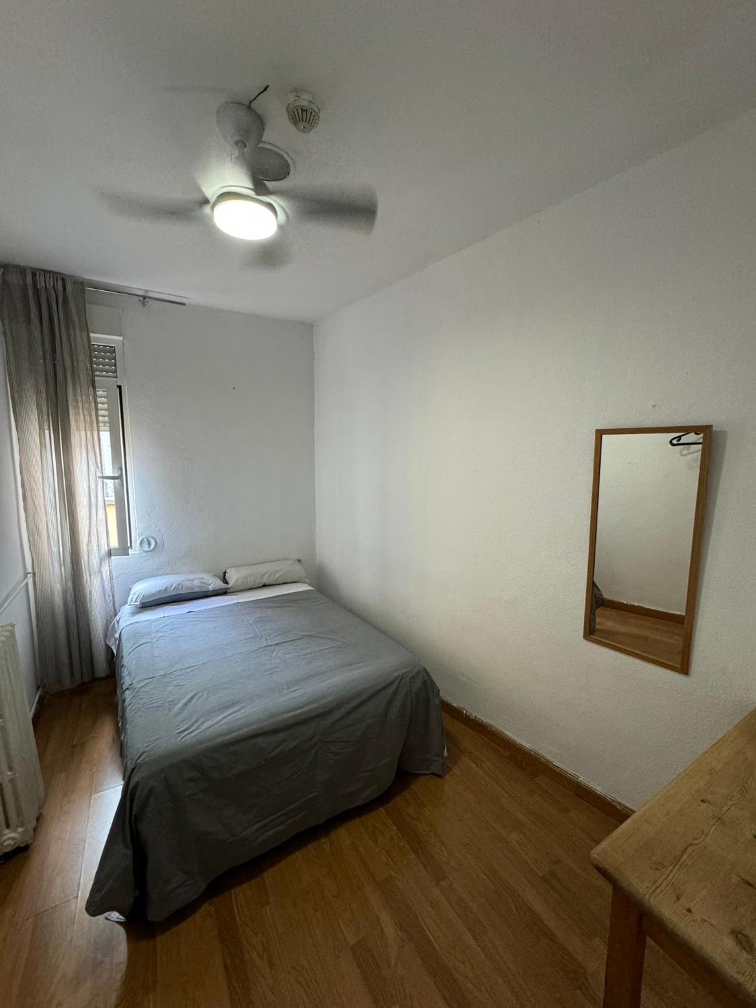 Rosales Residences Мадрид Екстериор снимка